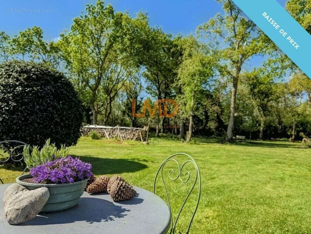 Maison à vendre, 120m², Plomodiern