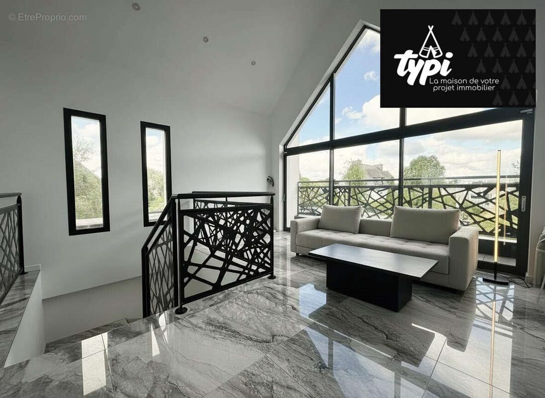Maison à vendre, 226m², Lanester