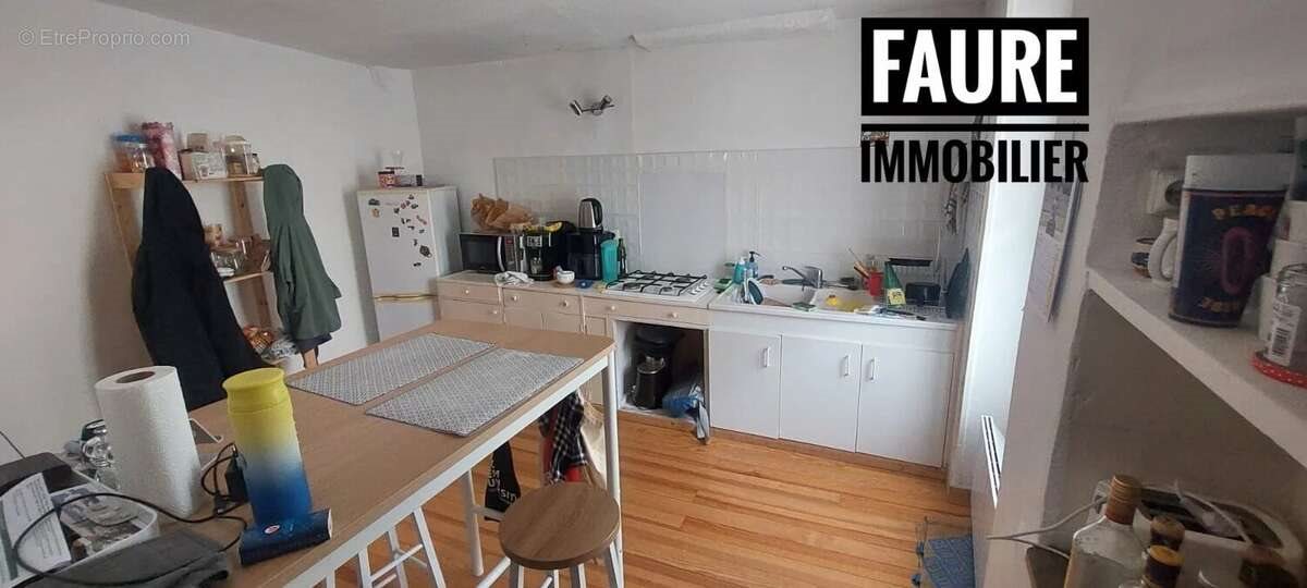 Maison à vendre, 59m², Bourg-Saint-Andéol