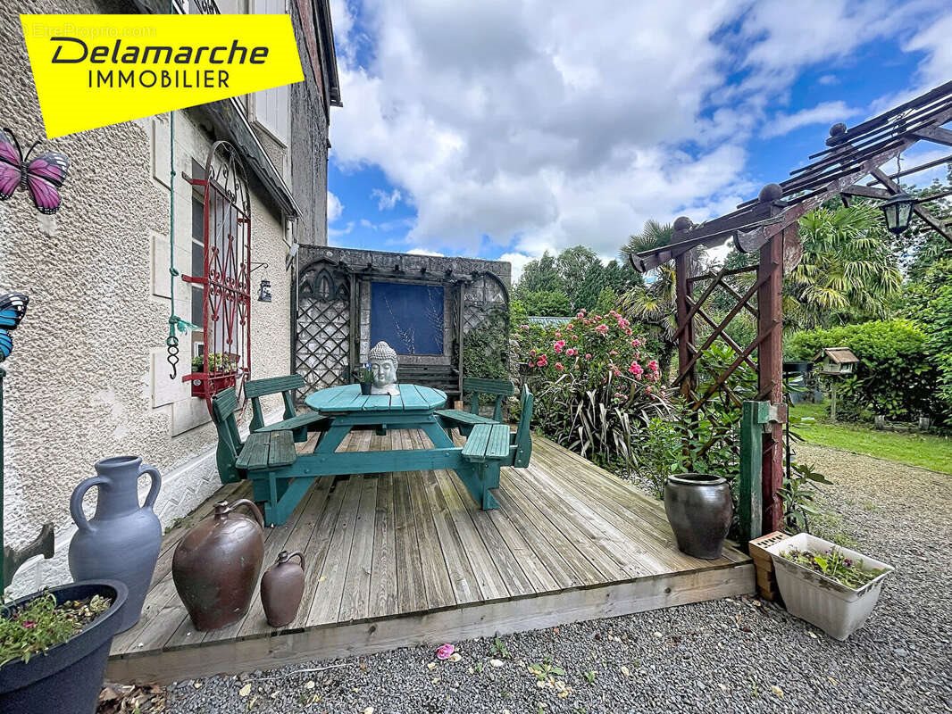 Maison à vendre, 70m², Saint-Hilaire-du-Harcouët