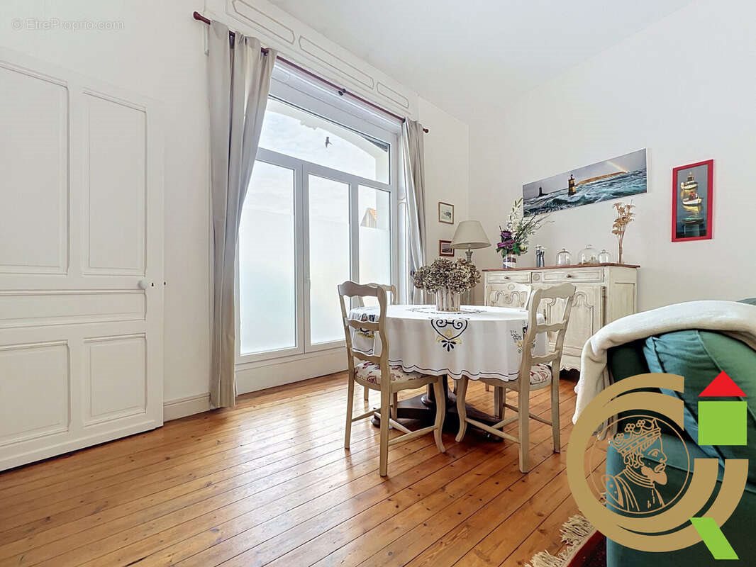 Maison à vendre, 110m², Montreuil-sur-Mer