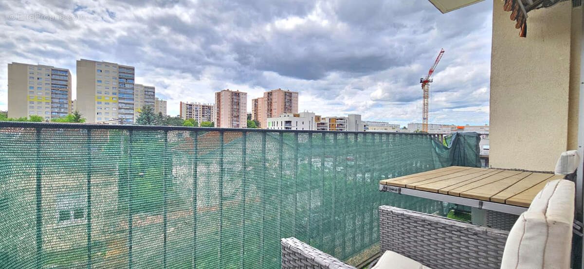 Appartement à vendre, 61m², Bron