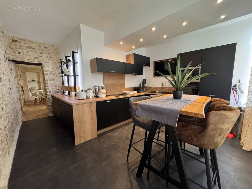 Appartement à vendre, 79m², Saintes