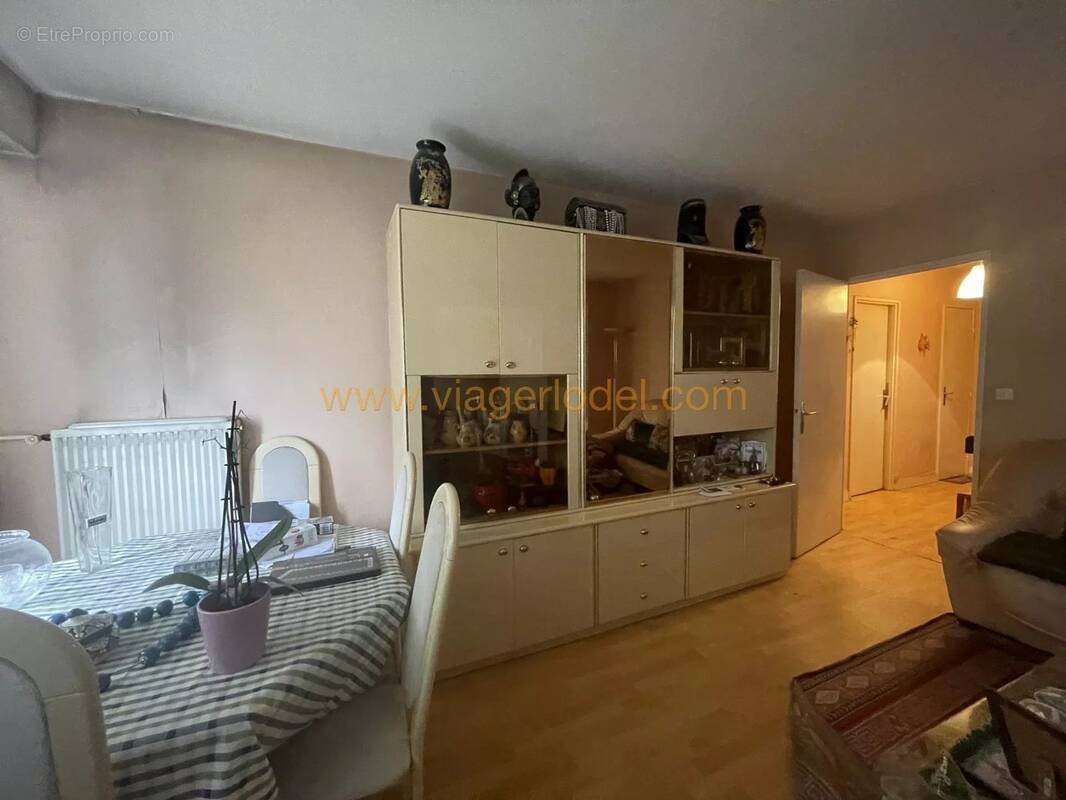 Appartement à vendre, 80m², Courbevoie