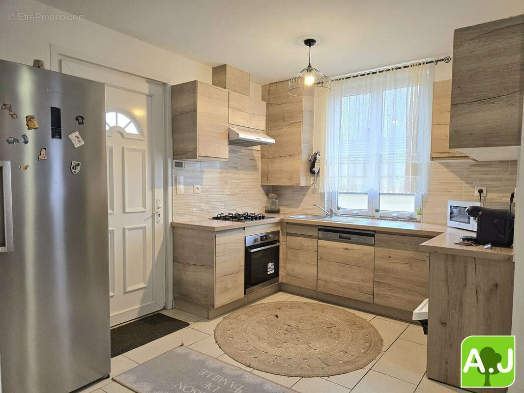 Maison à vendre, 91m², Anet
