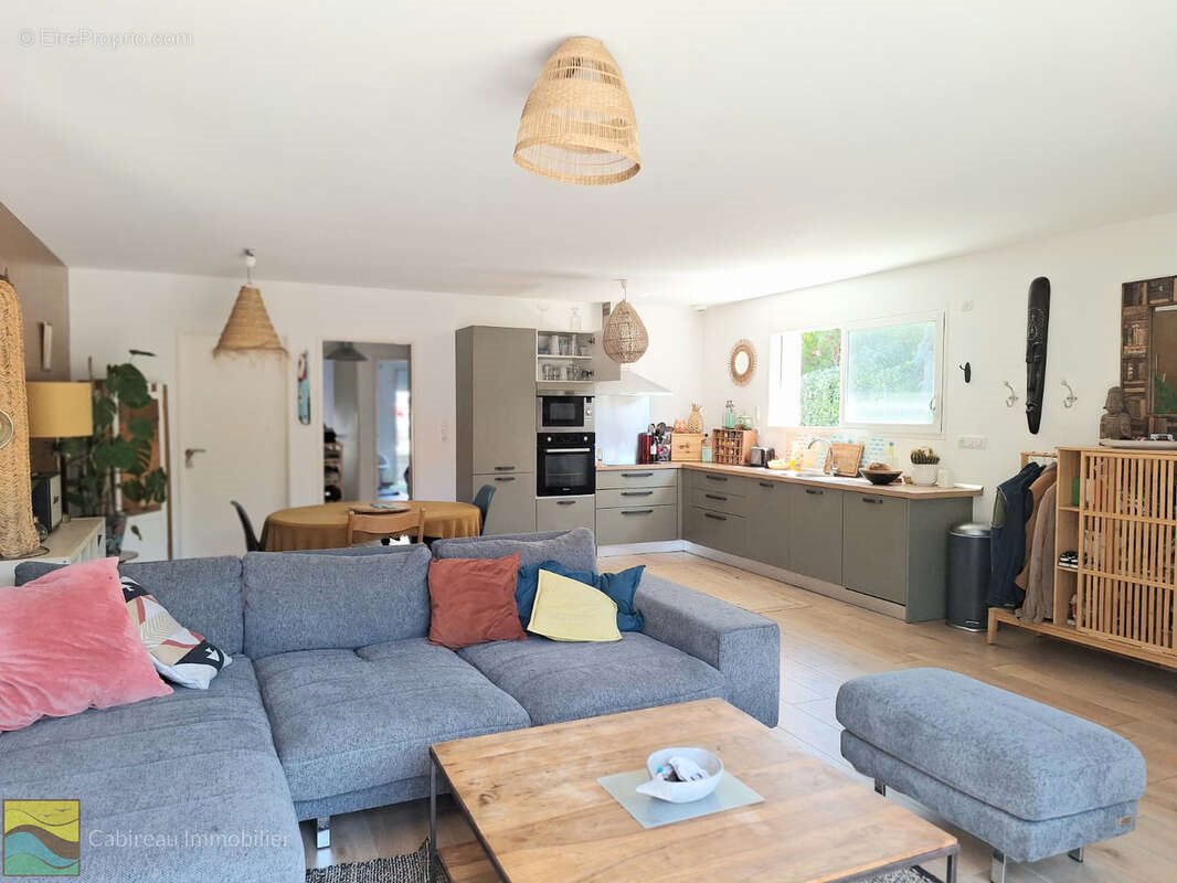 Maison à vendre, 83m², Lacanau