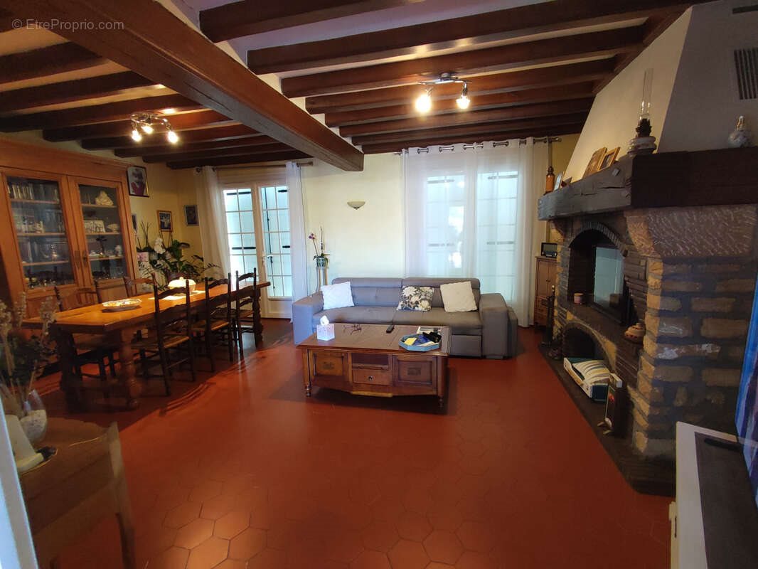Maison à vendre, 118m², Ouzouer-sur-Trézée