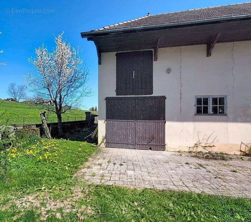 Maison à vendre, 165m², Cusy