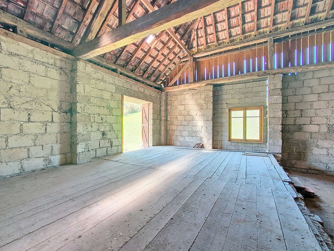 Maison à vendre, 165m², Cusy