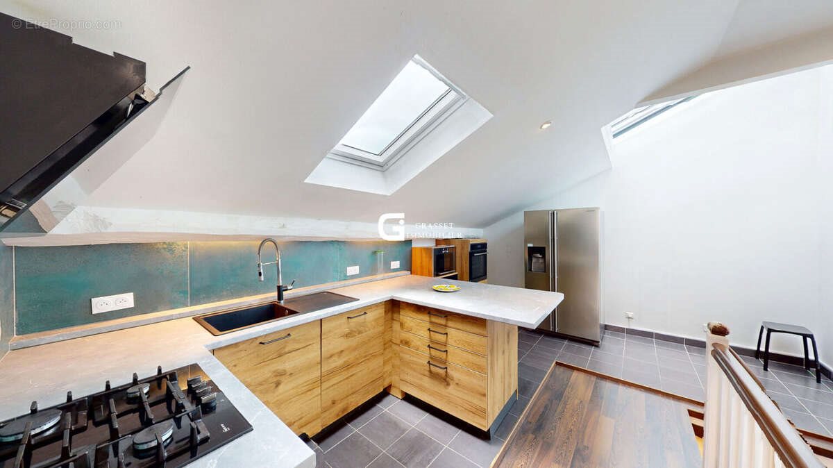 Maison à vendre, 102m², Oyonnax