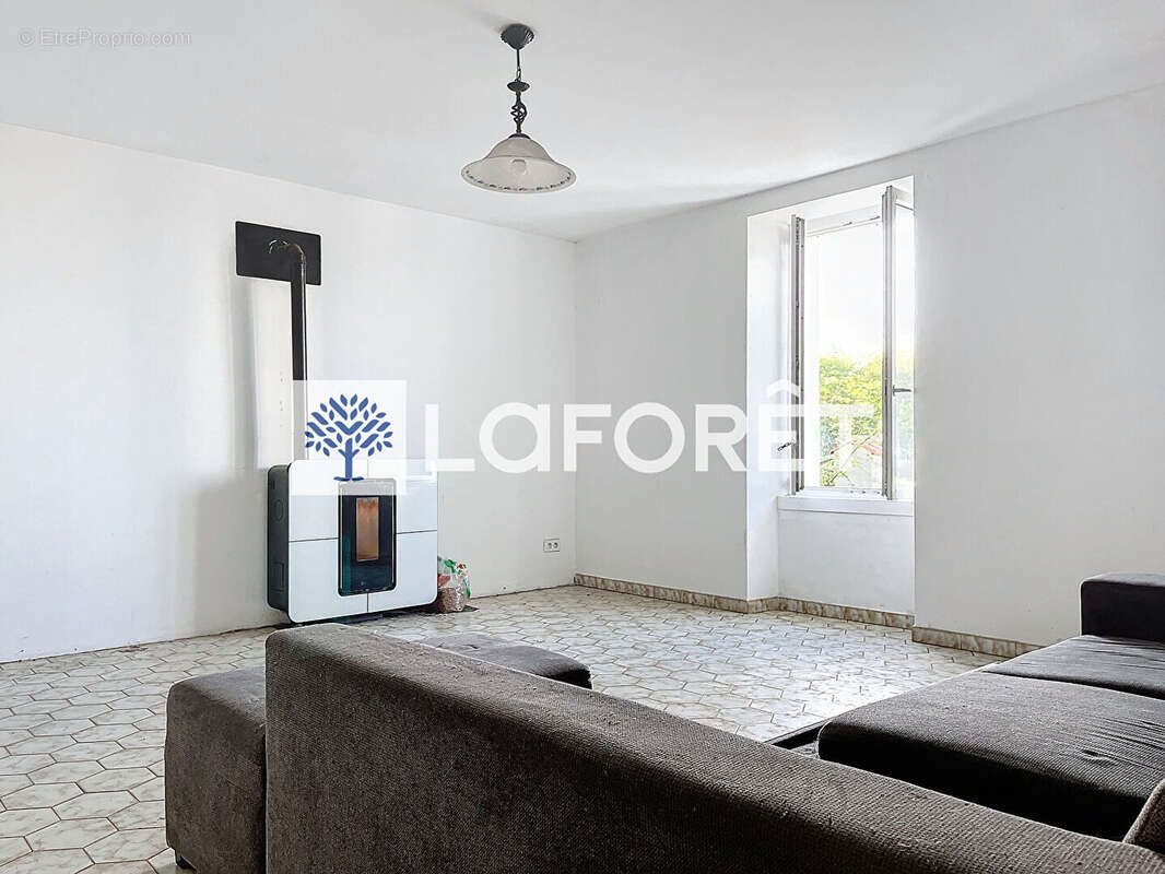 Maison à vendre, 109m², Bressuire