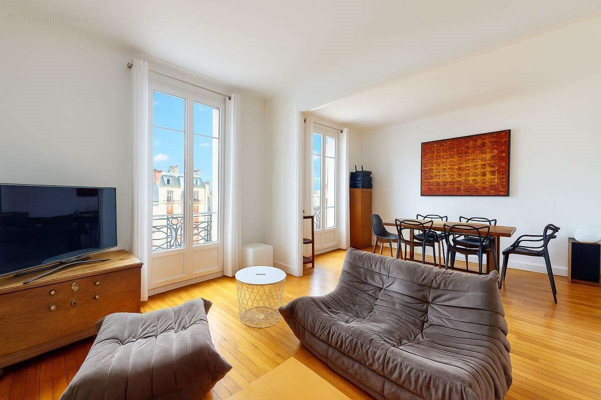 Appartement à vendre, 85m², Courbevoie