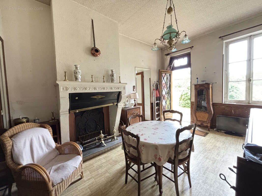 Maison à vendre, 160m², Belin-Béliet