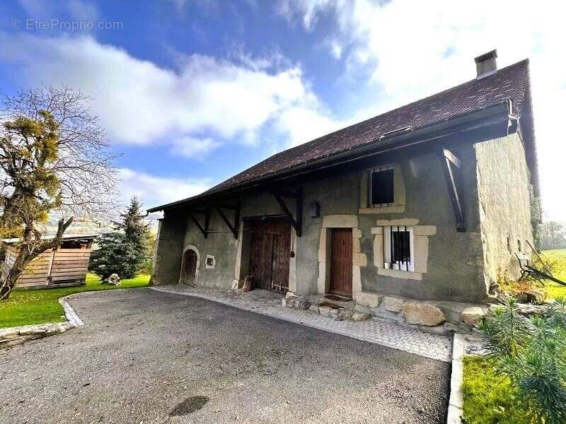 Maison à vendre, 214m², Cruseilles