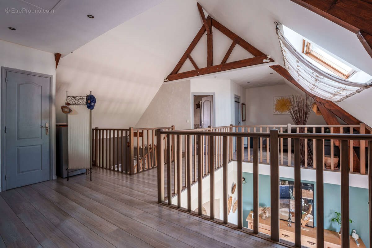 Maison à vendre, 189m², Rouziers-de-Touraine