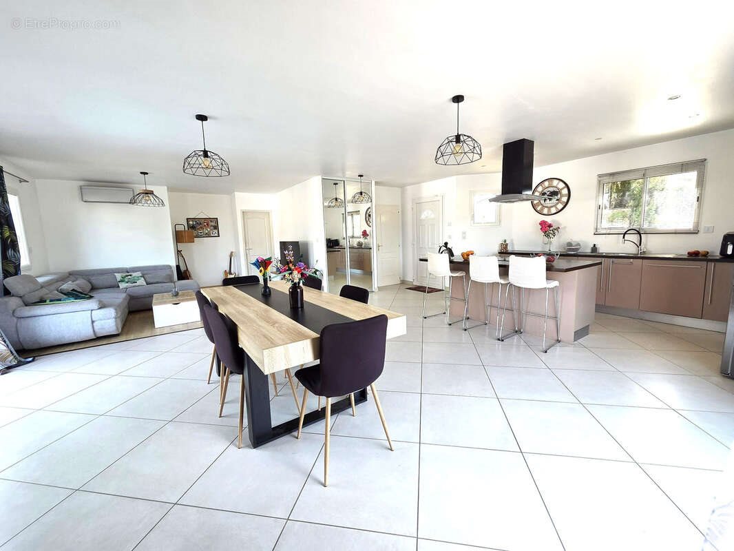 Maison à vendre, 147m², Fontenilles