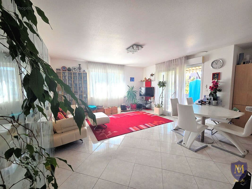 Appartement à vendre, 75m², Huningue