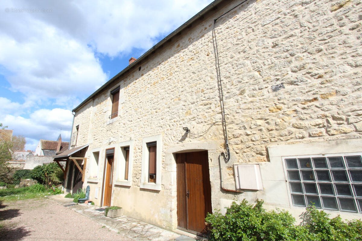 Maison à vendre, 131m², Mesves-sur-Loire