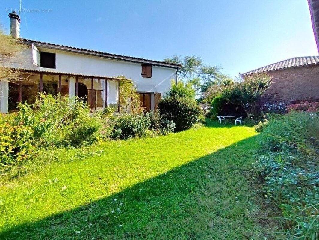Maison à vendre, 177m², Saint-Nicolas-de-la-Grave