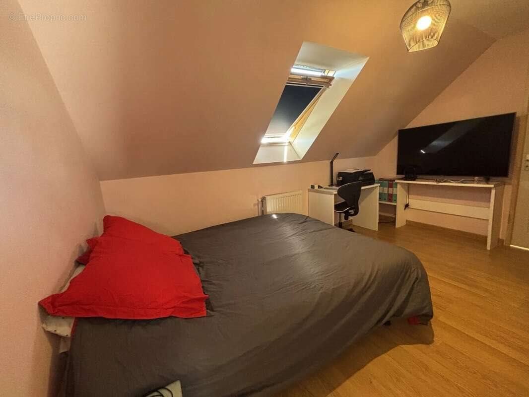 Maison à vendre, 123m², Saint-Célerin