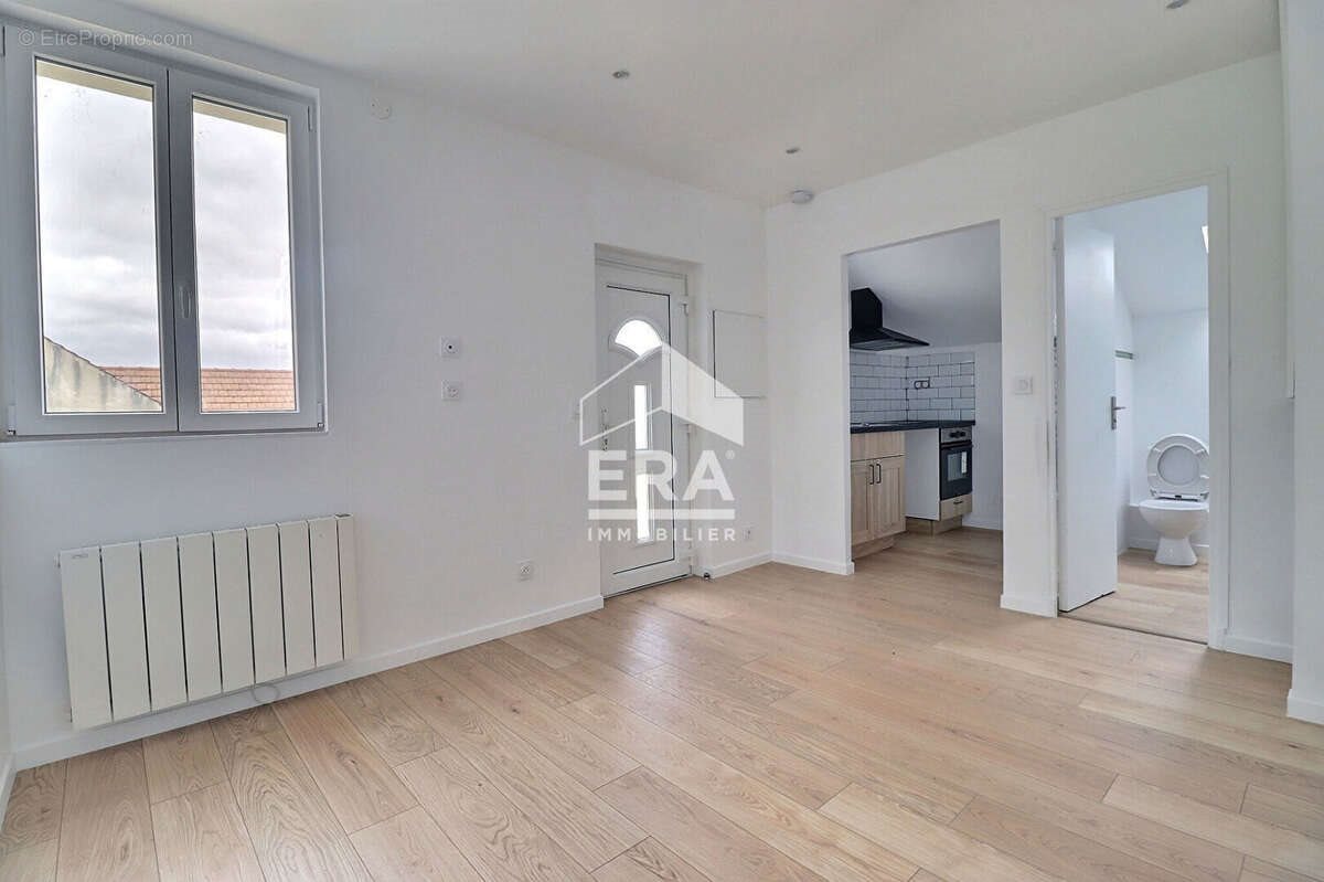 Appartement à vendre, 24m², Colombes