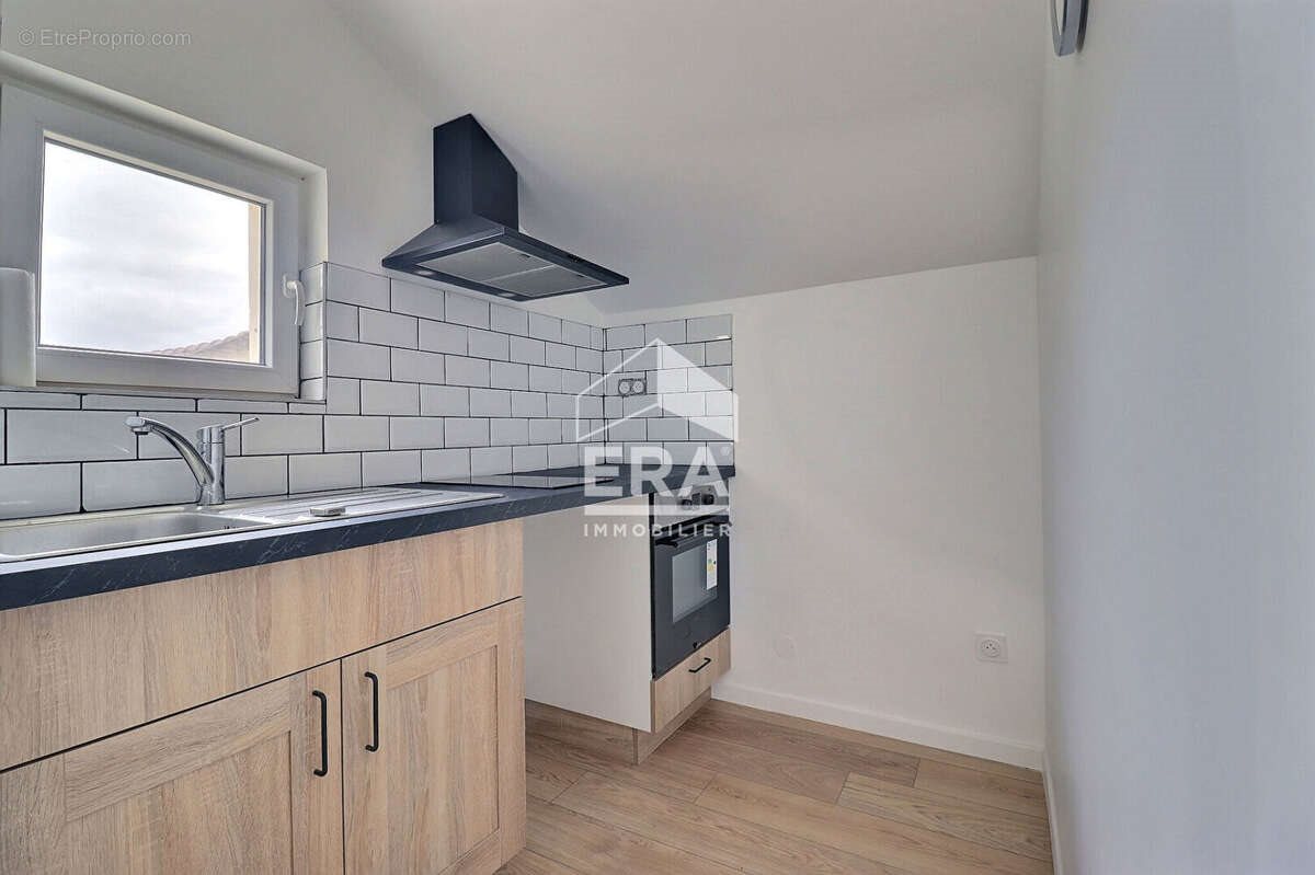 Appartement à vendre, 24m², Colombes