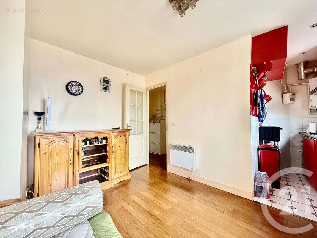Appartement à vendre, 25m², Clichy
