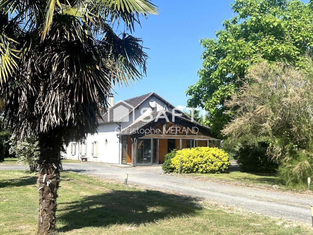Maison à vendre, 176m², Les Ormes