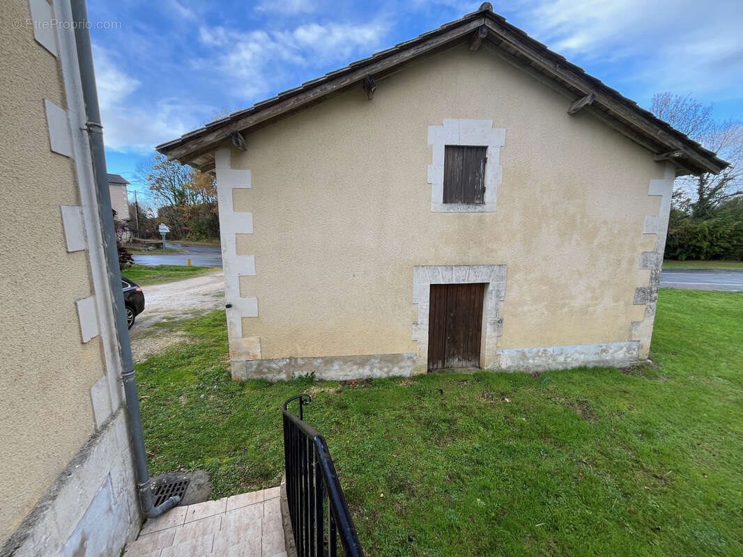 Maison à vendre, 132m², Coursac