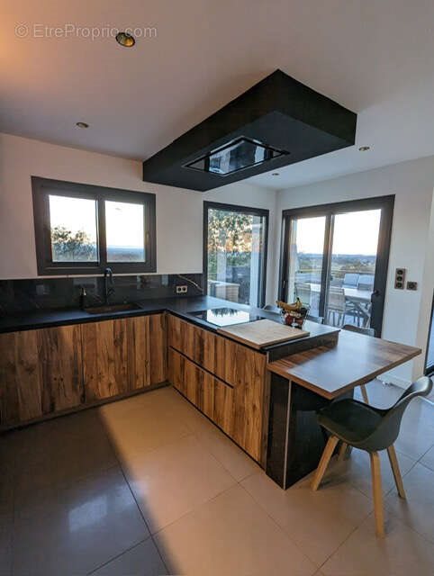 Maison à vendre, 258m², Pau