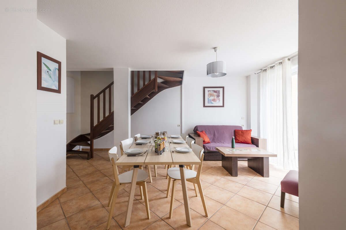 Maison à vendre, 52m², Rousset