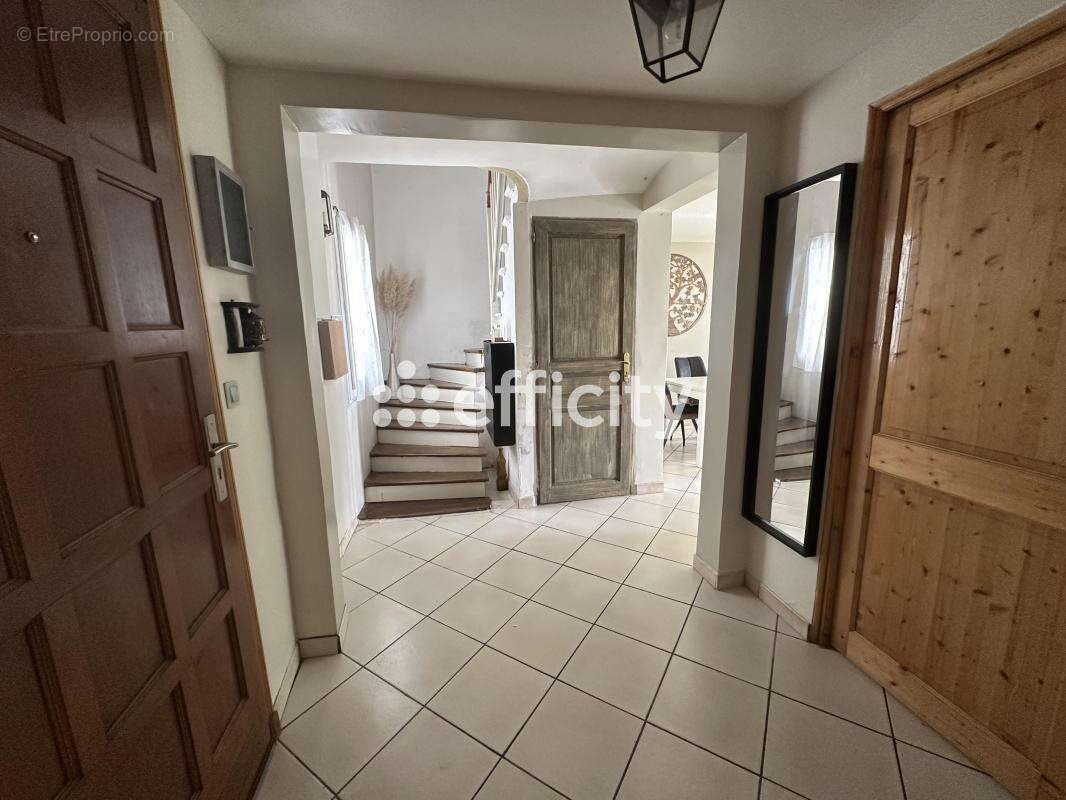 Maison à vendre, 153m², Montataire