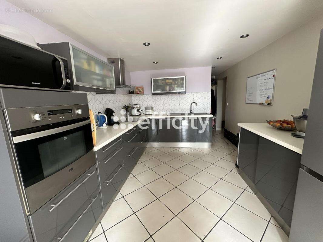 Maison à vendre, 153m², Montataire