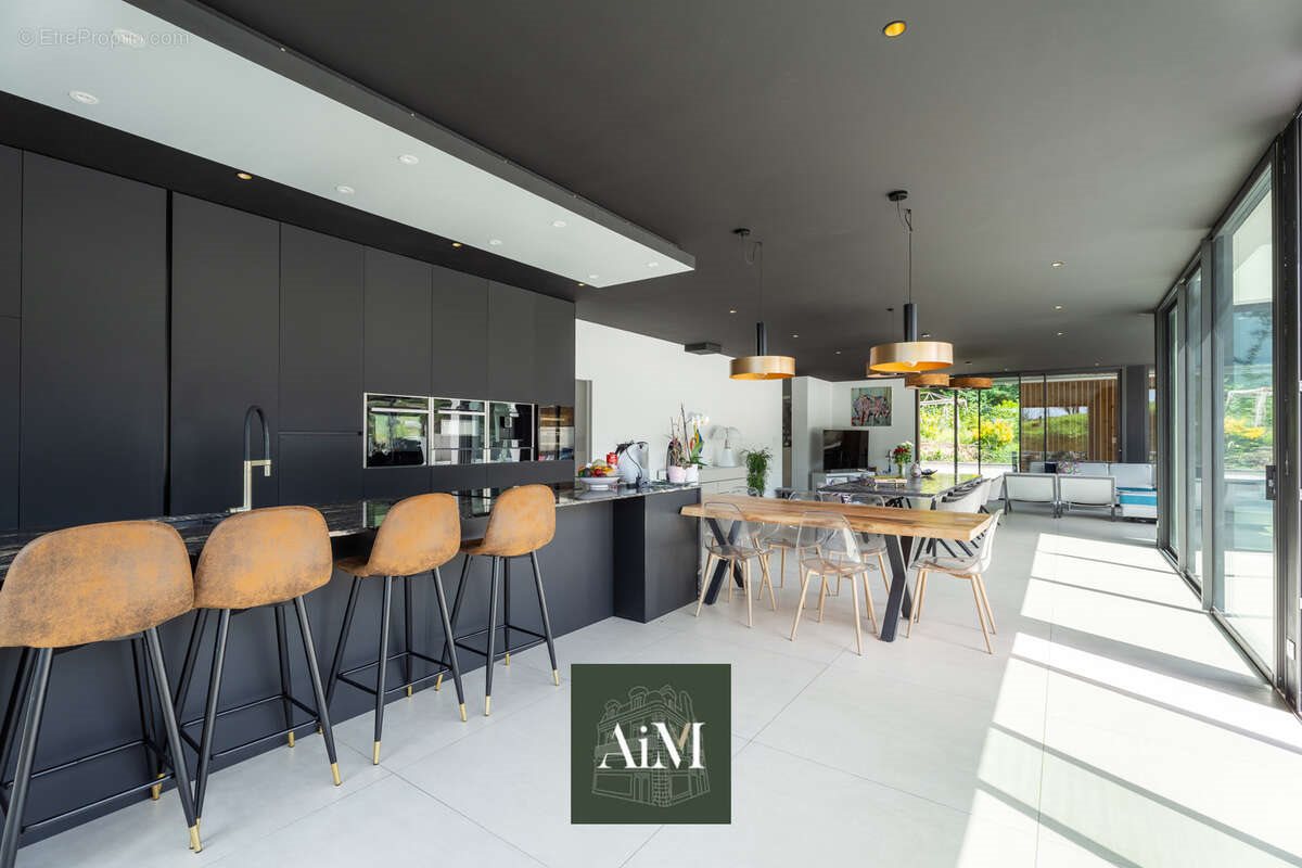 Maison à vendre, 350m², Vannes