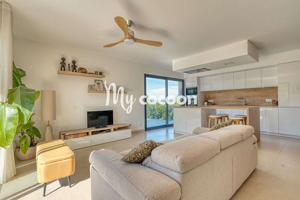 Maison à vendre, 115m², Albigny-sur-Saône