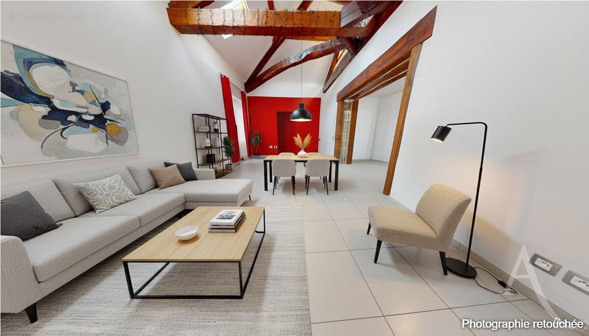 Maison à vendre, 260m², Saint-Etienne-de-Saint-Geoirs