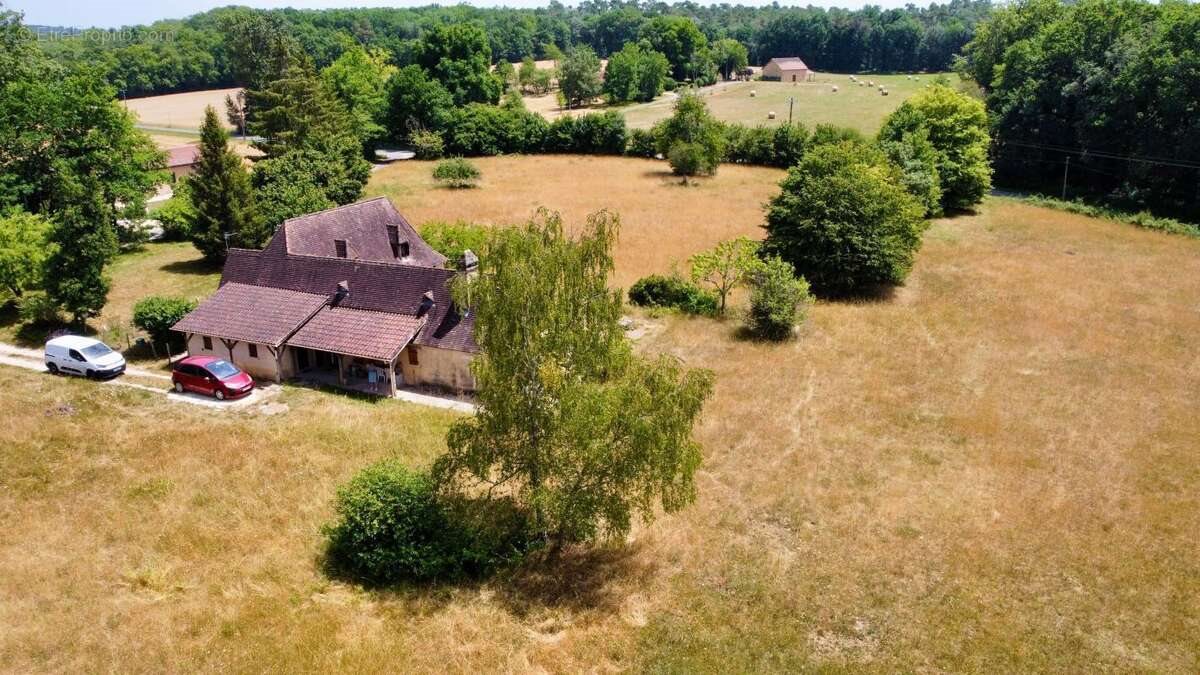 Maison à vendre, 125m², Saint-Félix-de-Reillac-et-Mortemart