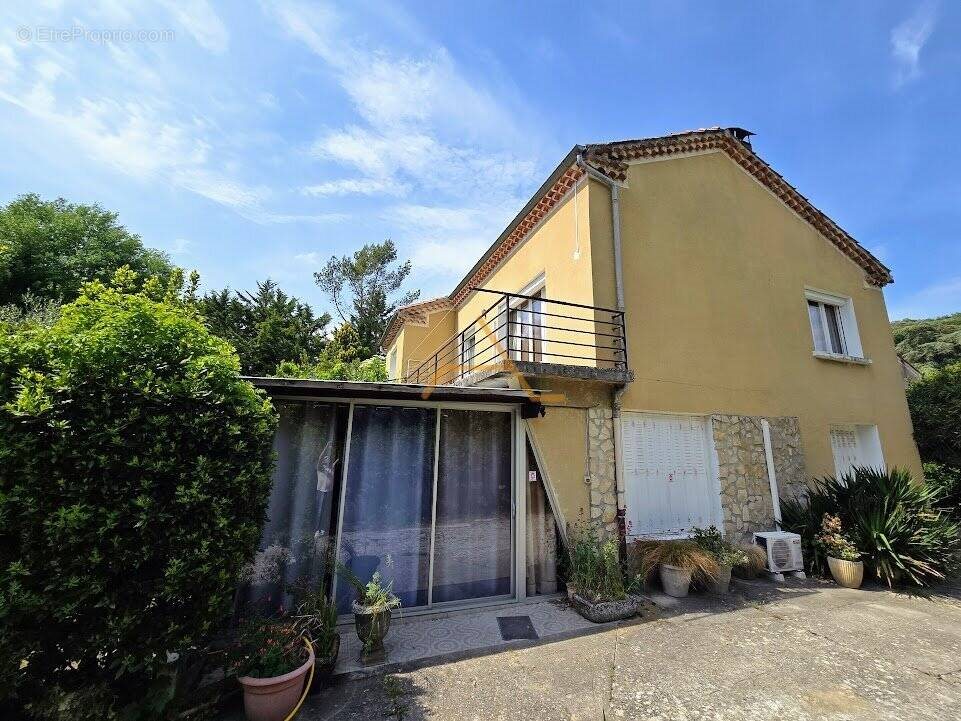 Maison à vendre, 135m², La Bégude-de-Mazenc