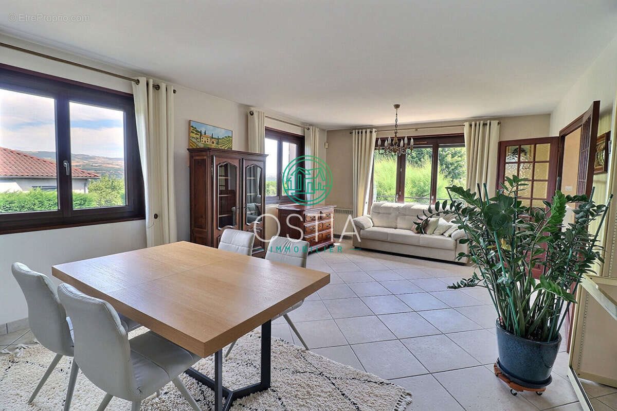 Maison à vendre, 109m², Saint-Paul-en-Jarez
