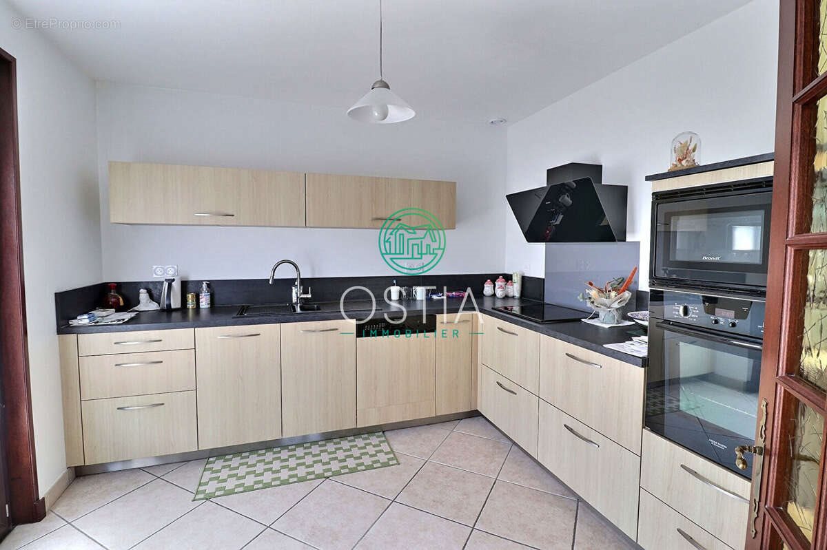 Maison à vendre, 109m², Saint-Paul-en-Jarez