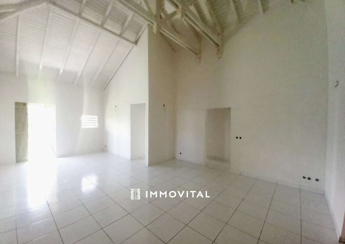 Maison à vendre, 112m², Le Moule