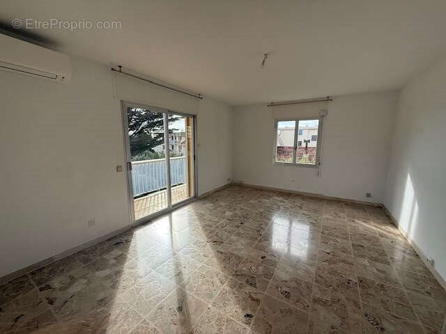 Appartement à vendre, 69m², Bandol