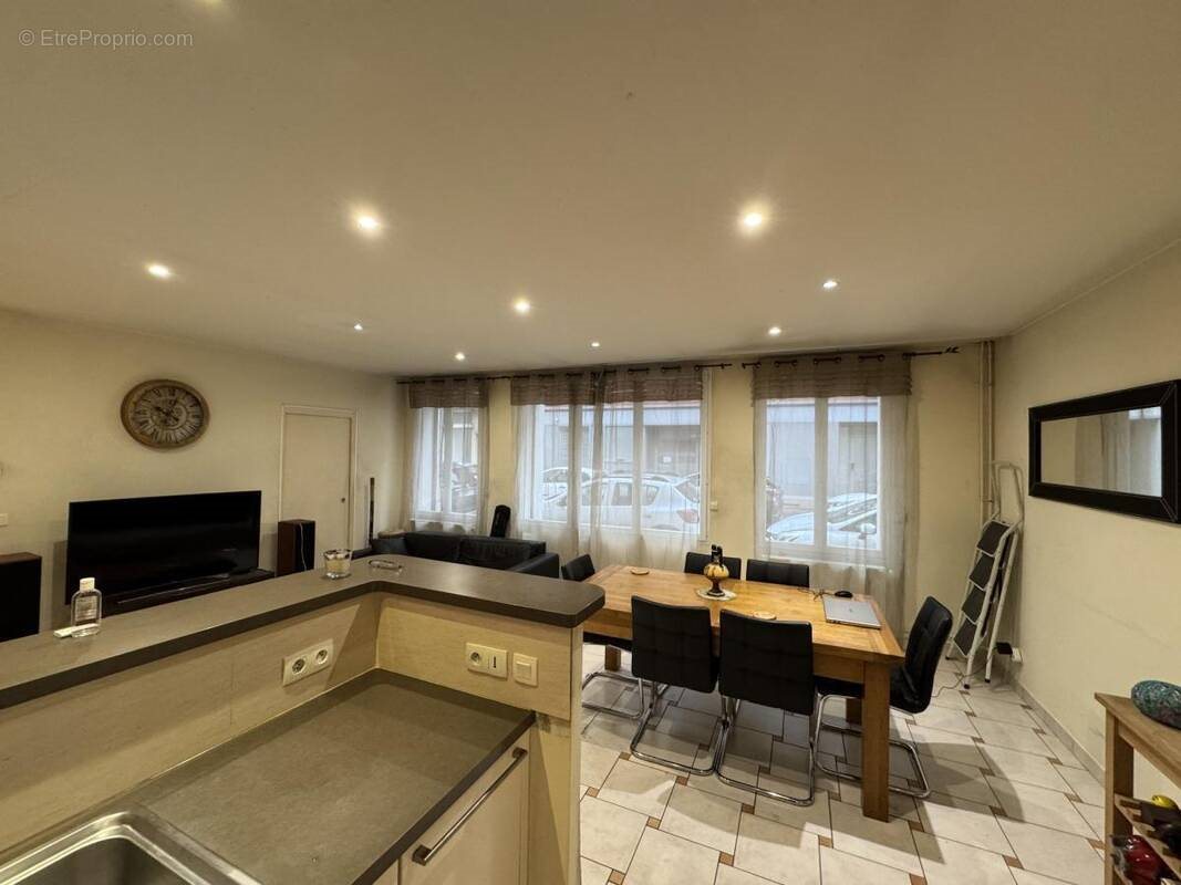 Appartement à vendre, 70m², Lisieux