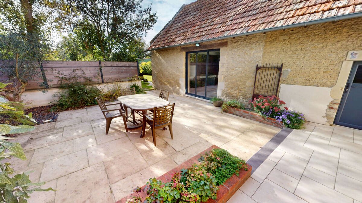 Maison à vendre, 257m², Argences