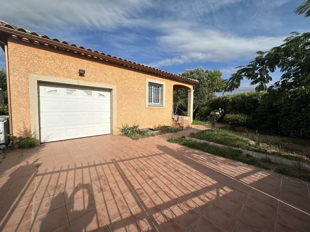 Maison à vendre, 98m², Magalas