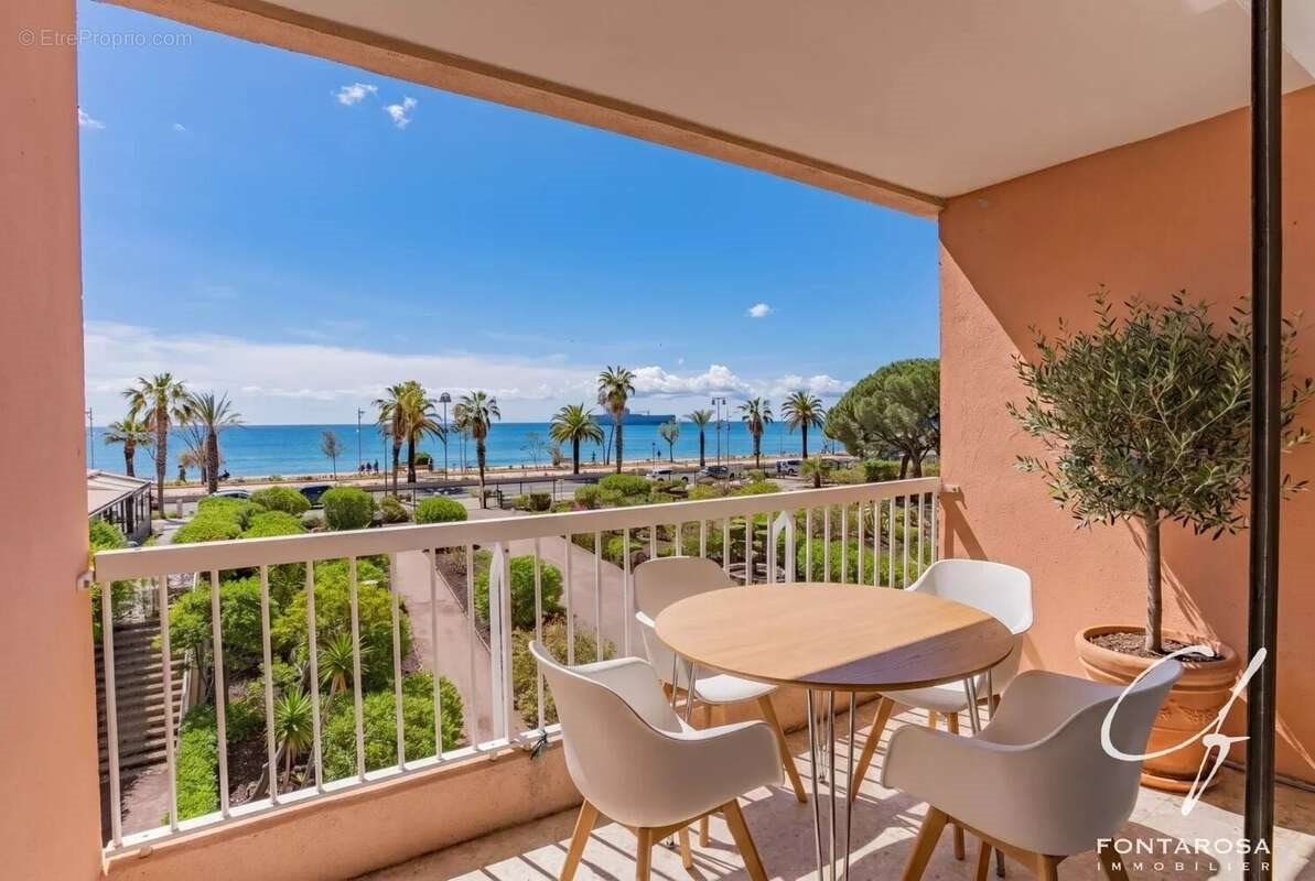 Appartement à vendre, 35m², Fréjus
