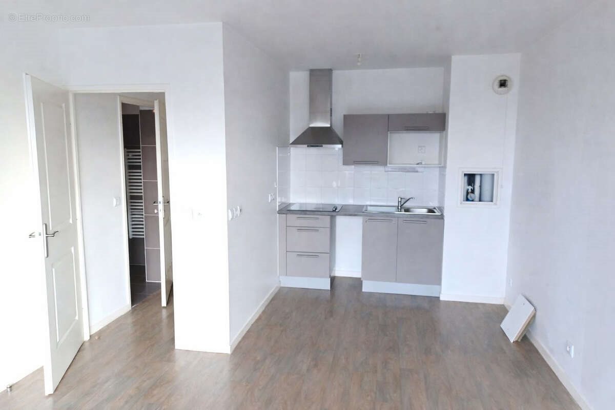 Appartement à vendre, 33m², Villecresnes