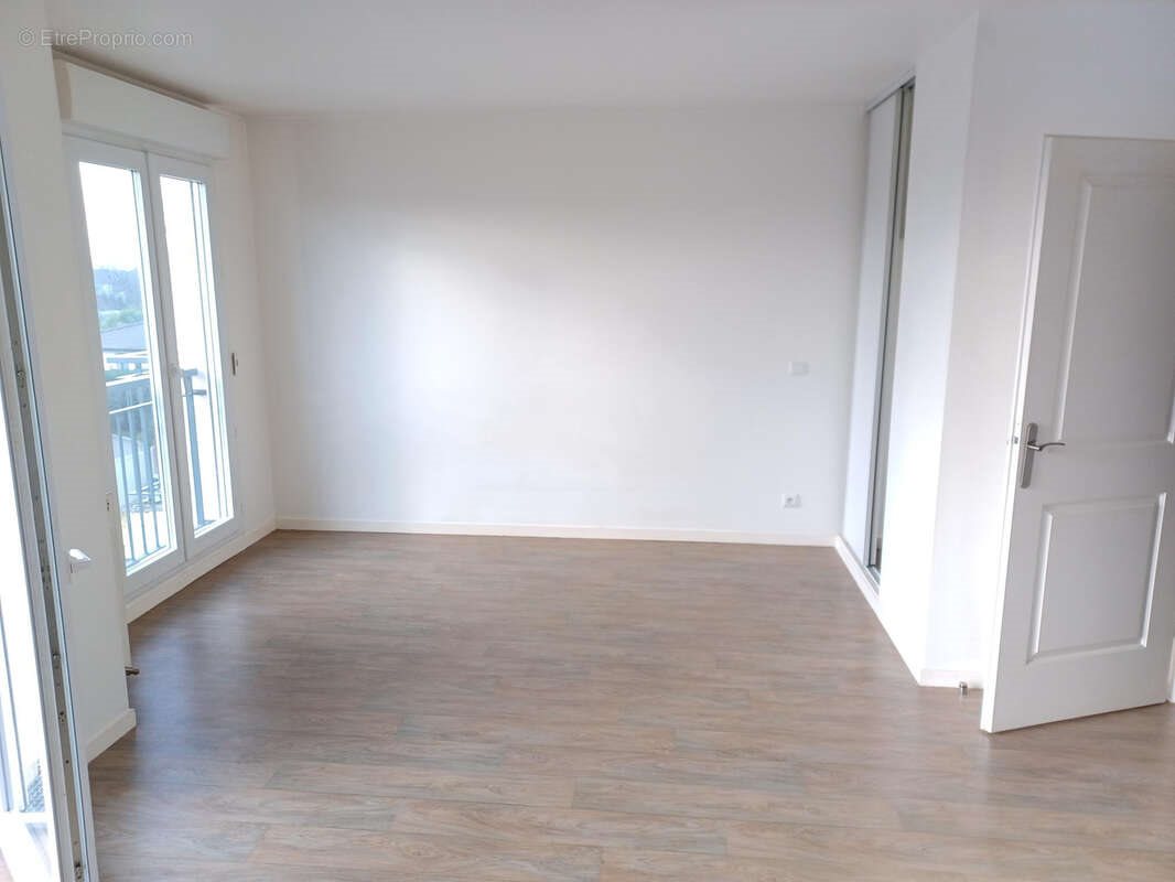 Appartement à vendre, 33m², Villecresnes