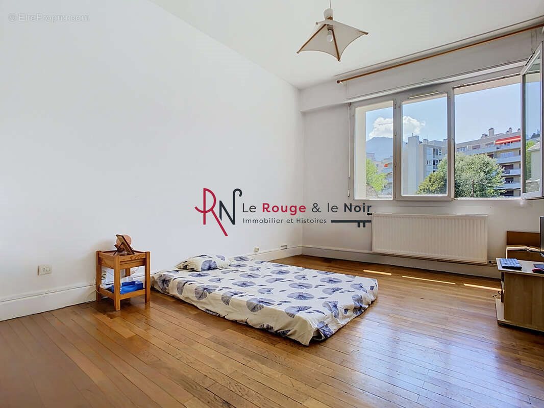 Appartement à vendre, 65m², Grenoble