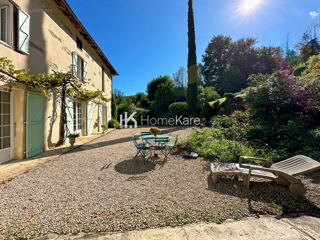 Maison à vendre, 300m², Castelbiague